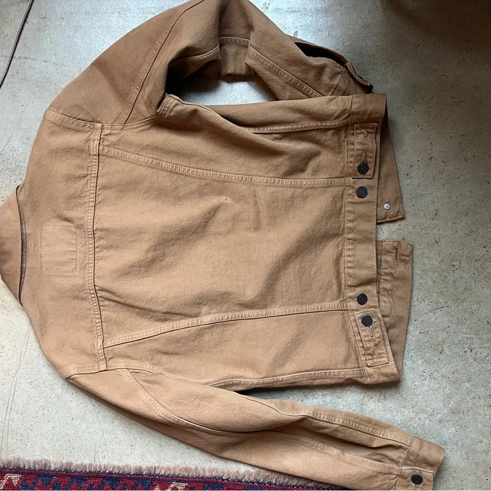 Levi’s Tan Denim Trucker Jacket - Picture 2 of 2